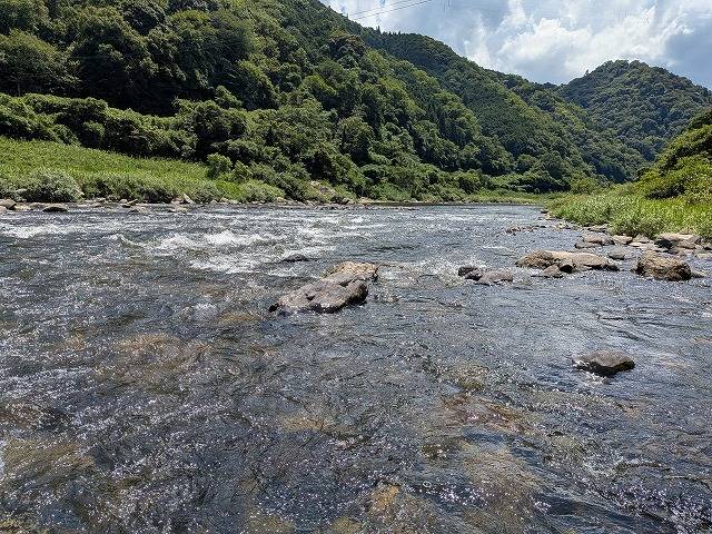 笠置布目川発電所前